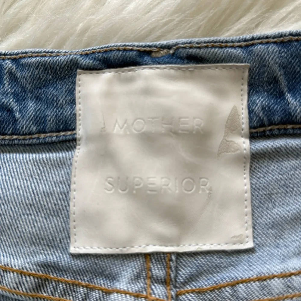 MOTHER "The Tomcat" Jean Shorts Size 26 - Picture 7 of 16